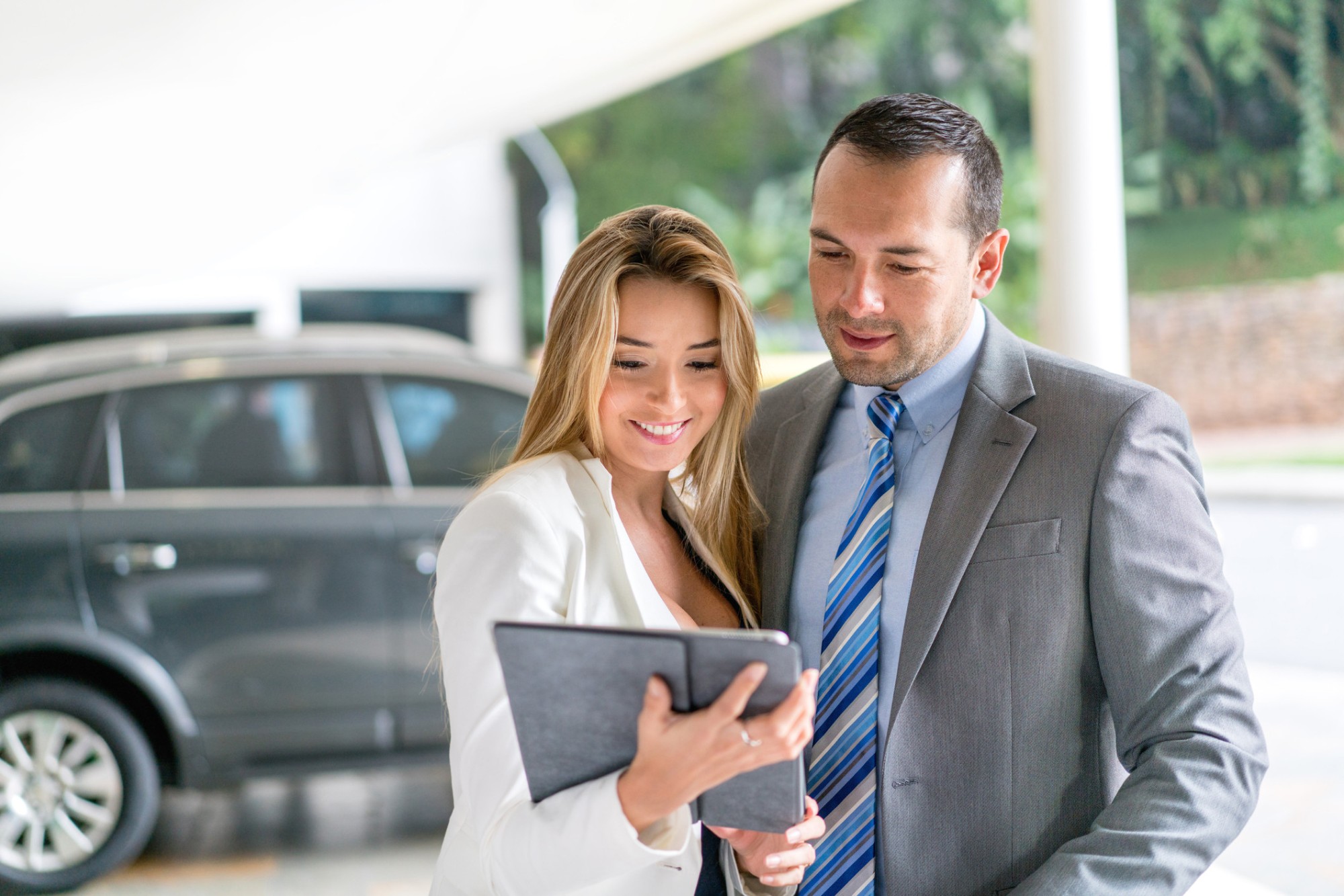 Carros na web: melhores práticas de como comprar e vender veículos